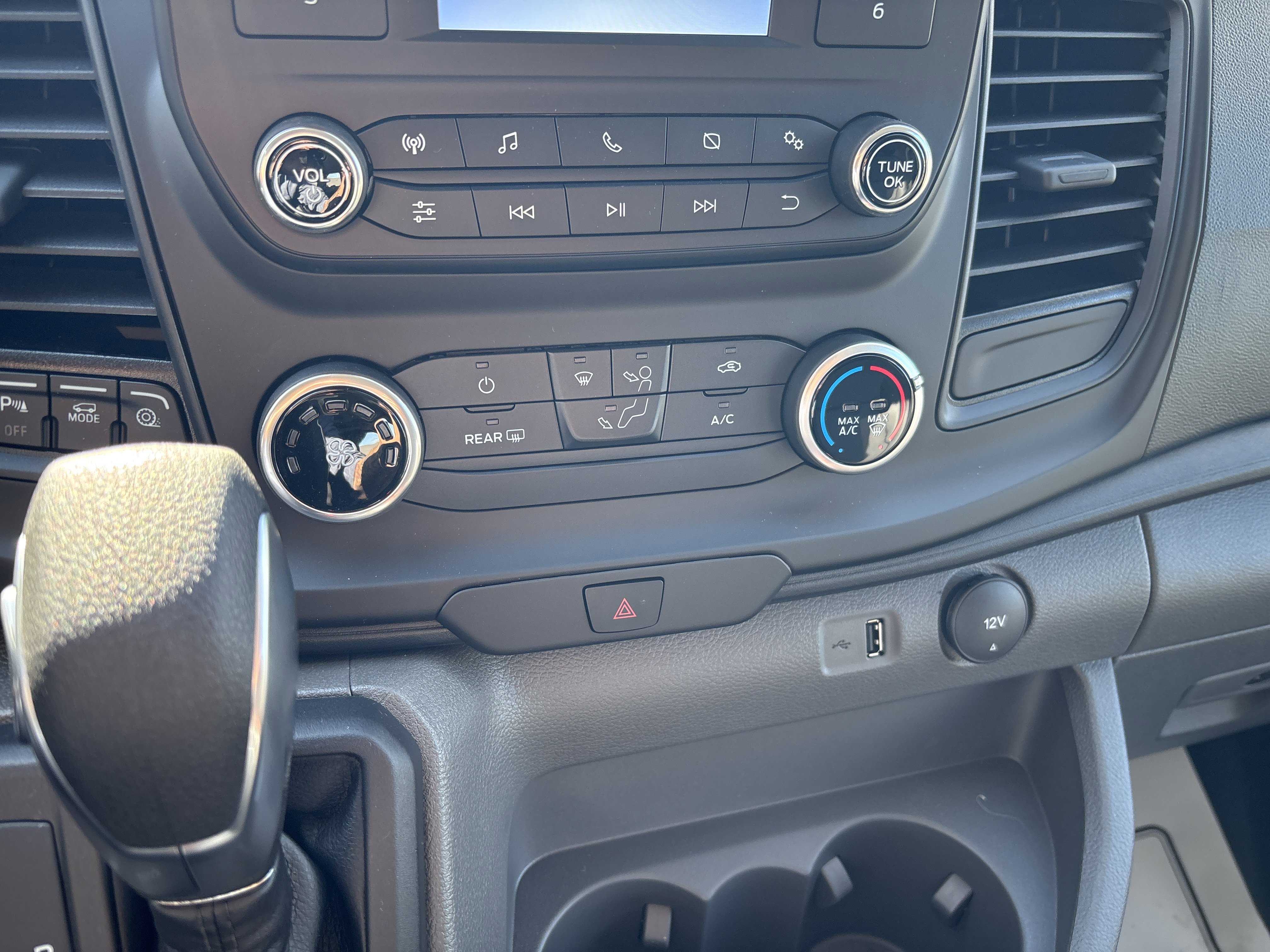 New 2025 Ford Transit 150 Low Roof AWD w/ Load Area Protection Package image 25