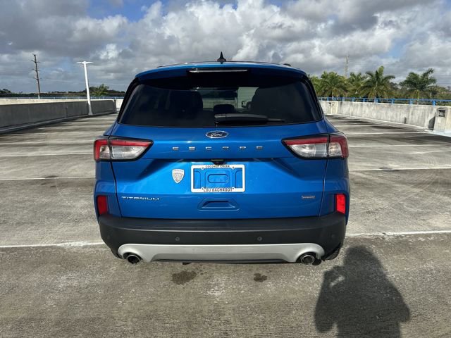 Used 2020 Ford Escape Titanium image 17