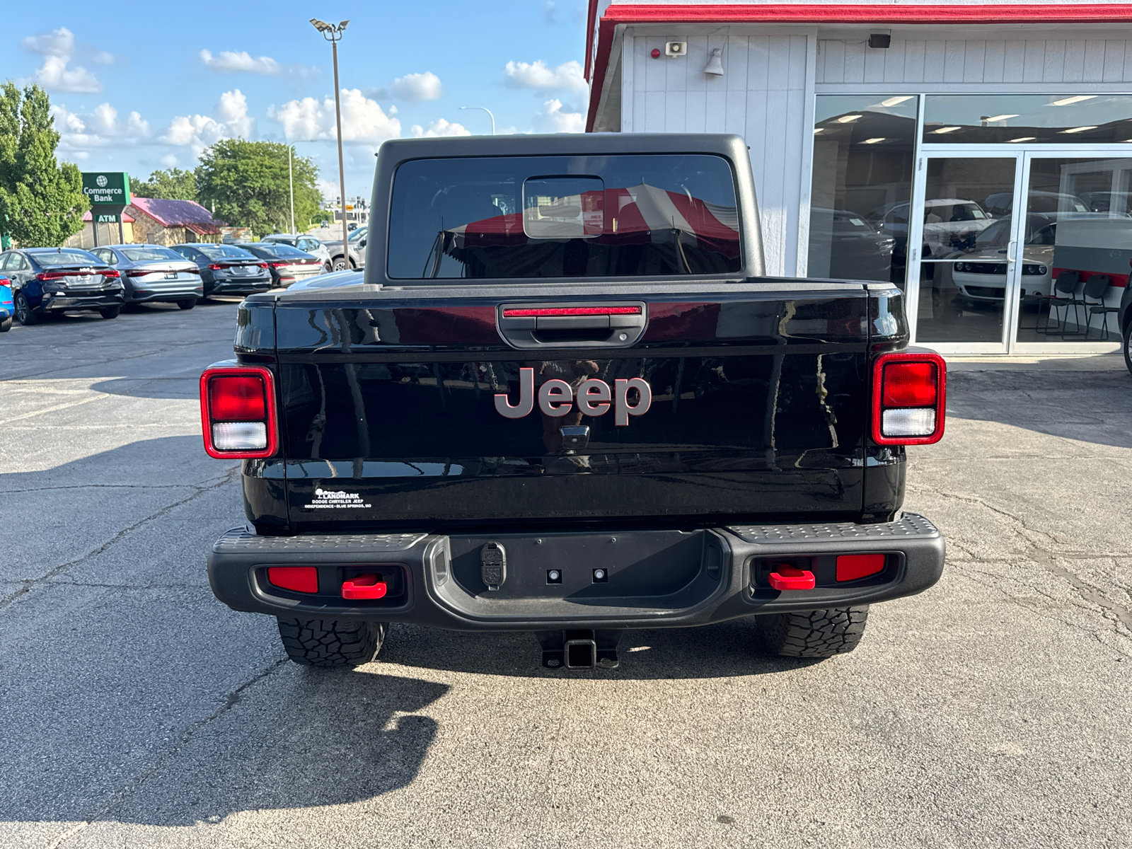 Used 2022 Jeep Gladiator Rubicon w/ Cold Weather Group AWD/4WD image 4