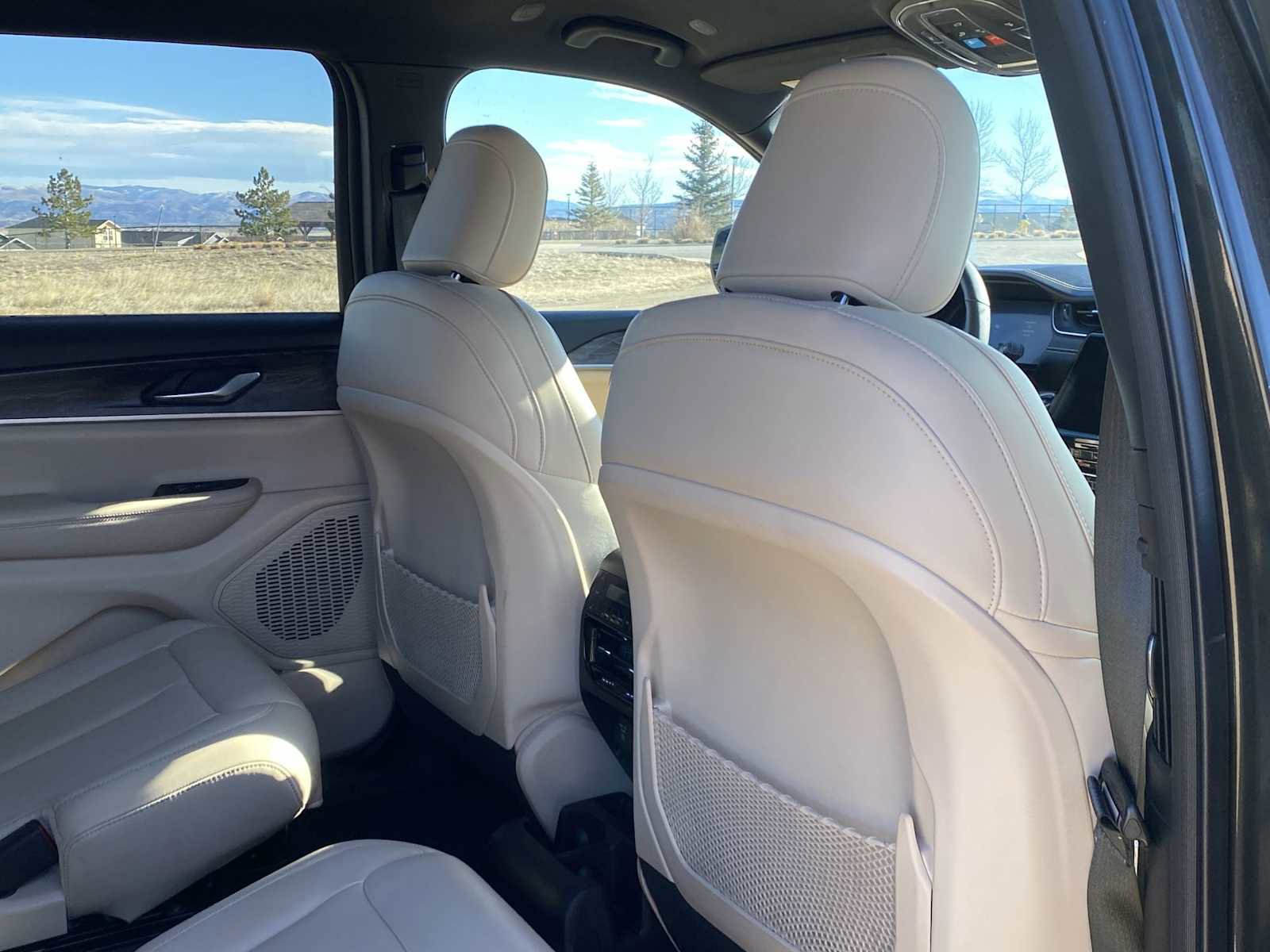 Certified 2024 Jeep Grand Cherokee L Limited image 34