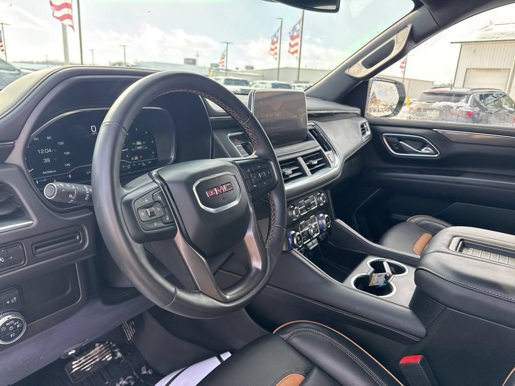 Used 2024 GMC Yukon AT4 AWD/4WD image 23