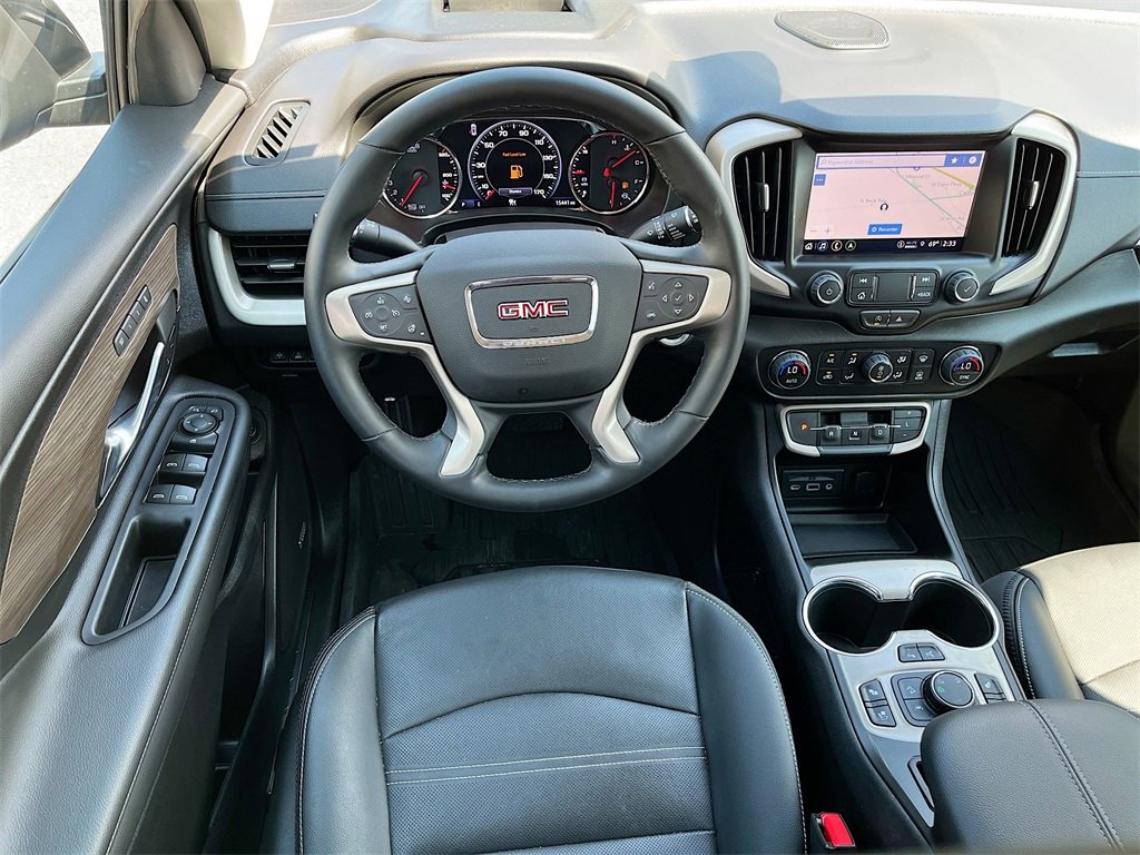 Used 2024 GMC Terrain Denali w/ Denali Premium Package image 22