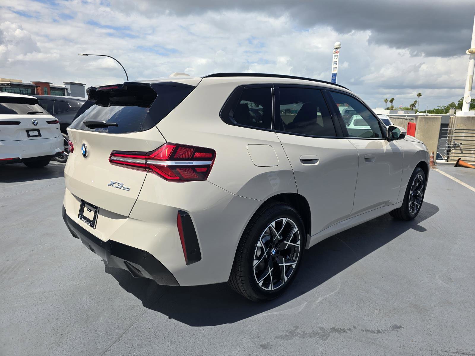 New 2026 BMW X3 xDrive30 w/ M Sport Package image 2