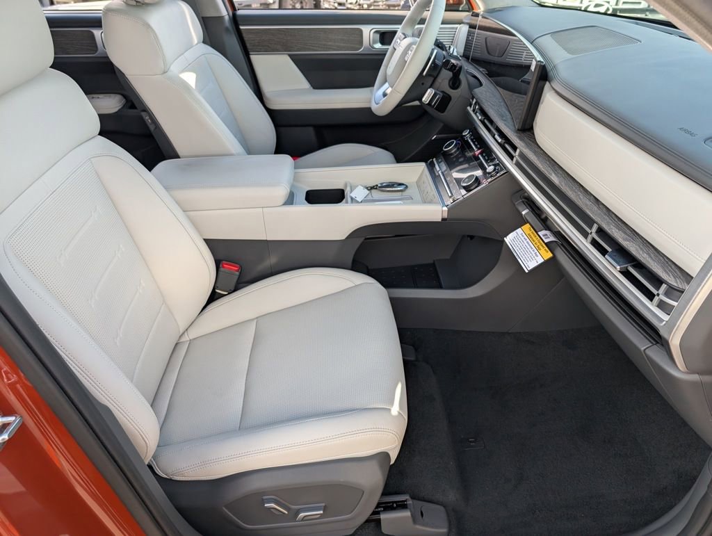 New 2025 Hyundai Santa Fe Limited image 12