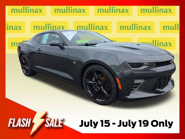 Used 2018 Chevrolet Camaro SS RWD image 1