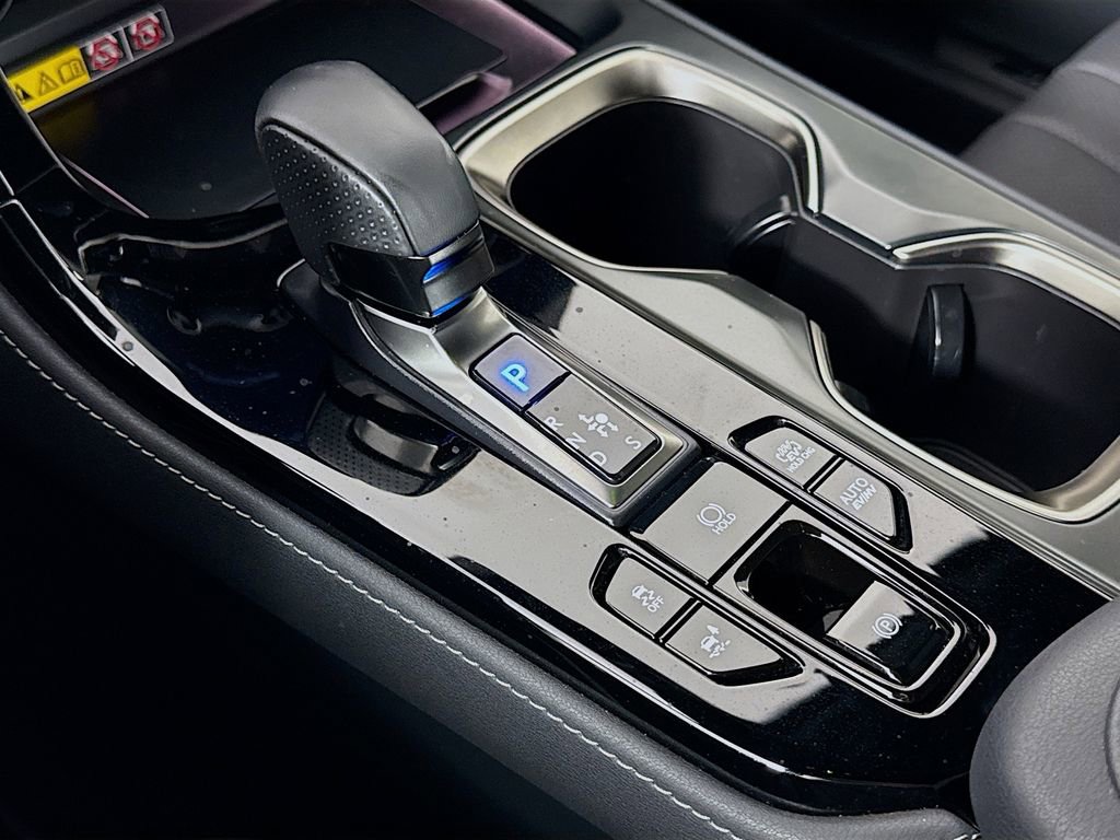 Certified 2025 Lexus NX 450h+ F Sport w/ Accessory Package (2T) image 17