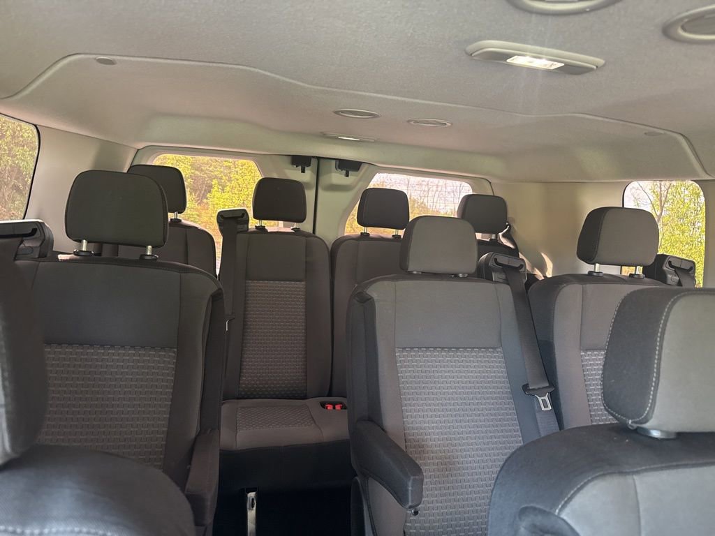 Used 2021 Ford Transit 350 XLT image 7