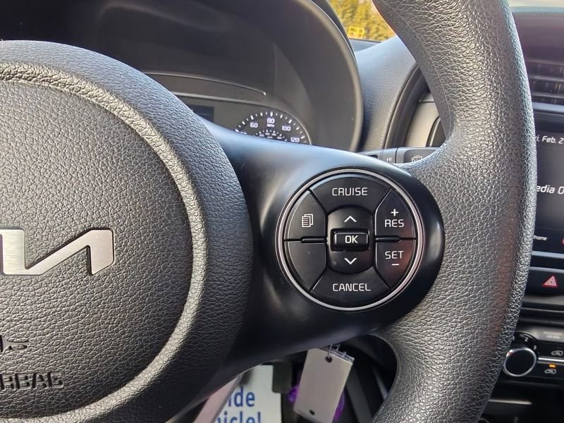 Used 2022 Kia Soul LX image 20