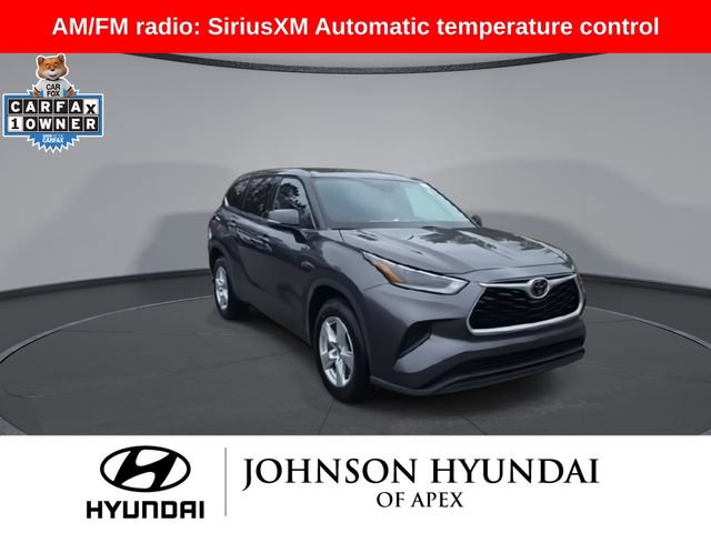 Used 2021 Toyota Highlander L image 2