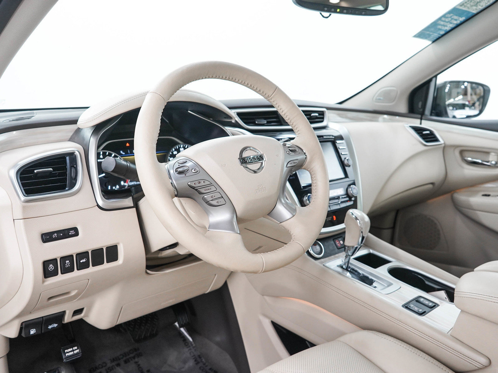 Used 2018 Nissan Murano SL w/ Moonroof Package AWD/4WD image 25