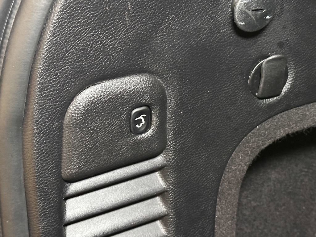 Used 2019 Jeep Grand Cherokee Altitude image 20