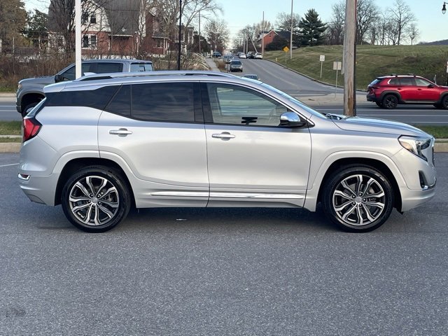 Certified 2020 GMC Terrain Denali w/ Denali Premium Package image 15