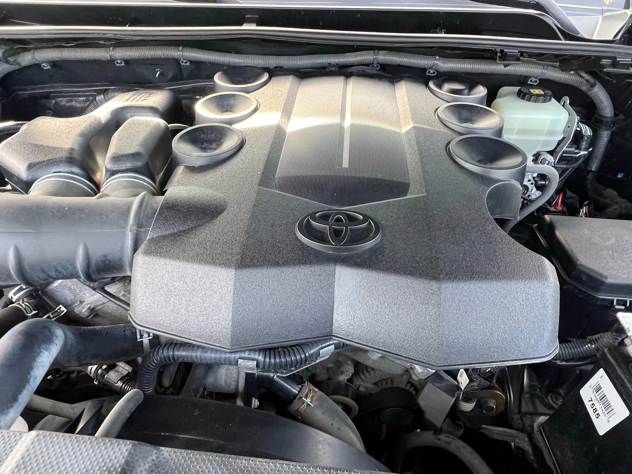 Used 2018 Toyota 4Runner Limited AWD/4WD image 37