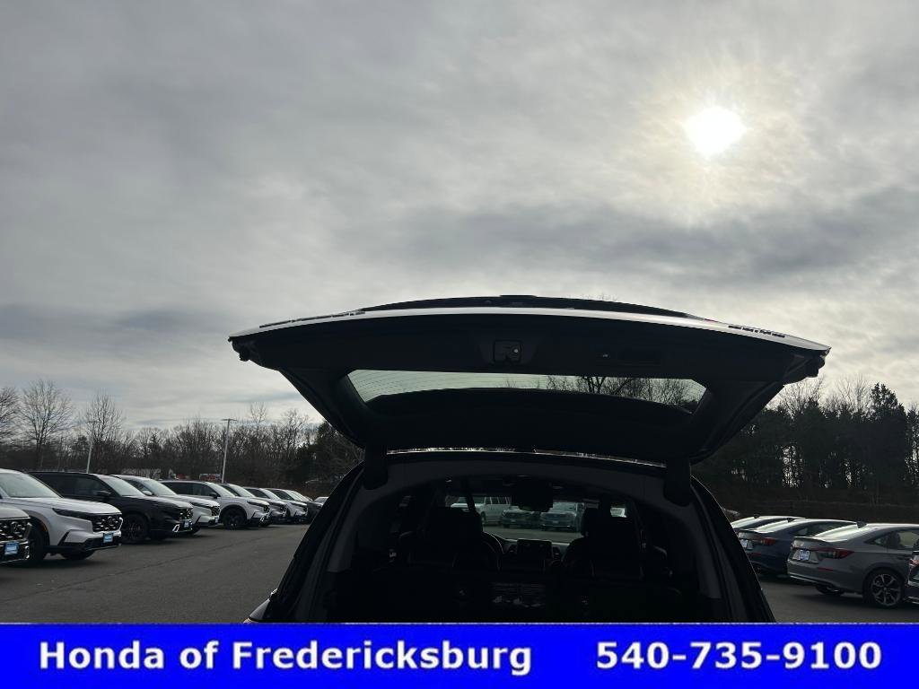 Certified 2023 Honda Odyssey Elite image 16