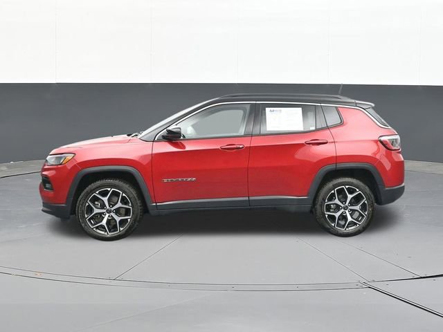 Used 2025 Jeep Compass Limited AWD/4WD image 9
