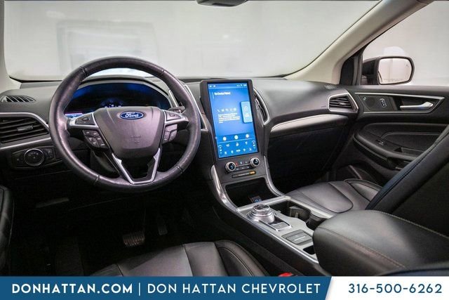 Used 2022 Ford Edge Titanium image 24