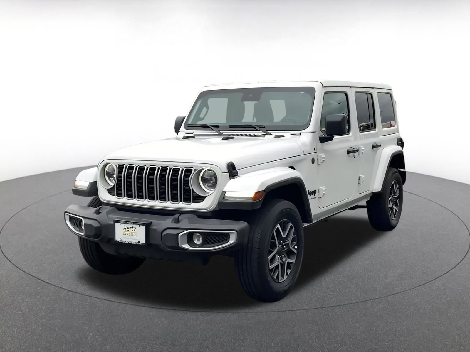 Used 2025 Jeep Wrangler Sahara image 7