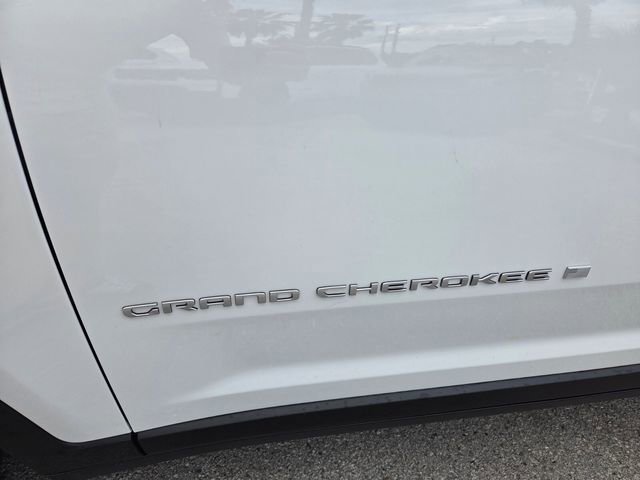 New 2026 Jeep Grand Cherokee Limited RWD image 3