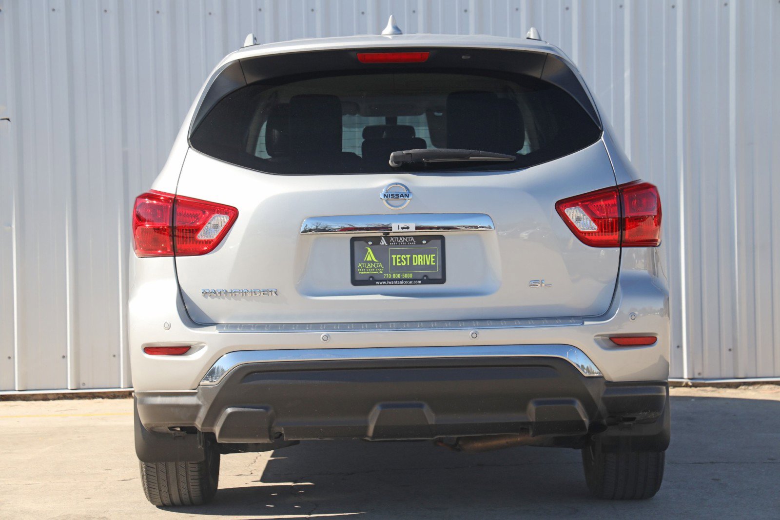 Used 2020 Nissan Pathfinder SL image 9