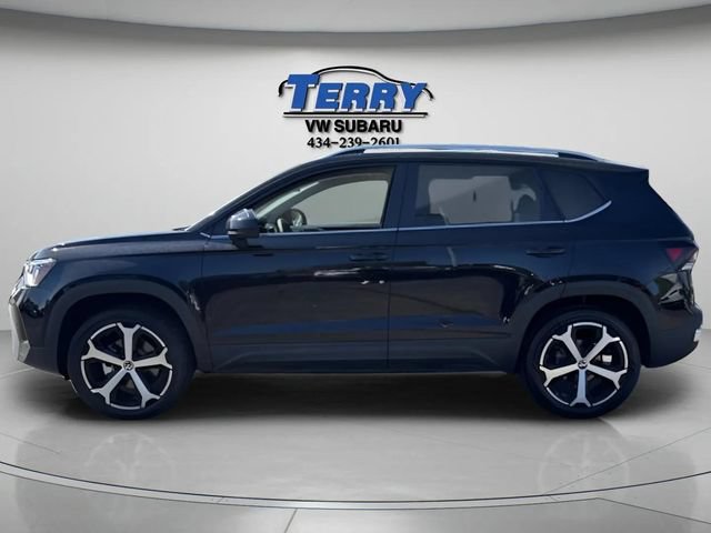 Used 2026 Volkswagen Taos SEL AWD/4WD image 3