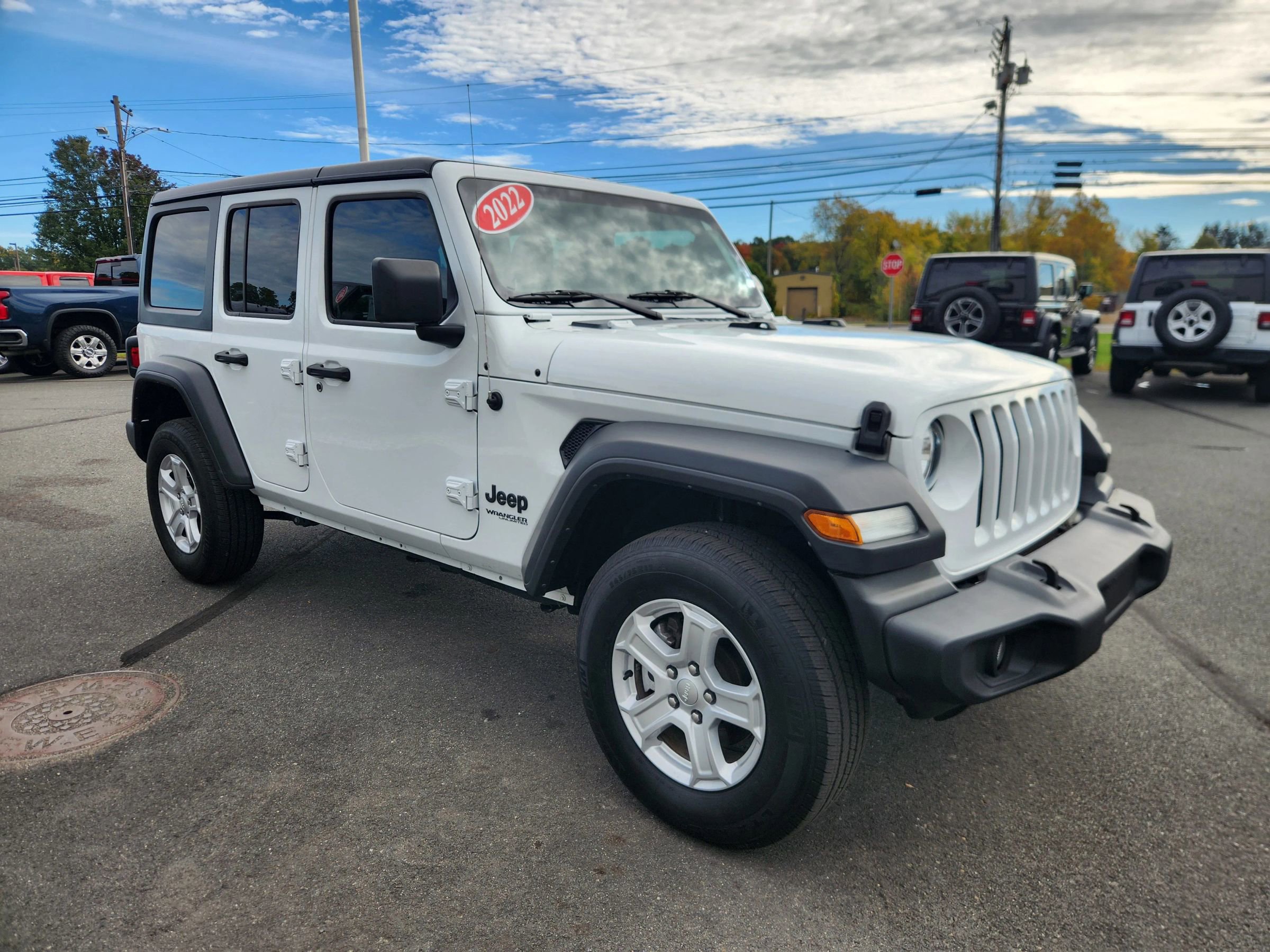 Used 2022 Jeep Wrangler Unlimited Sport image 21
