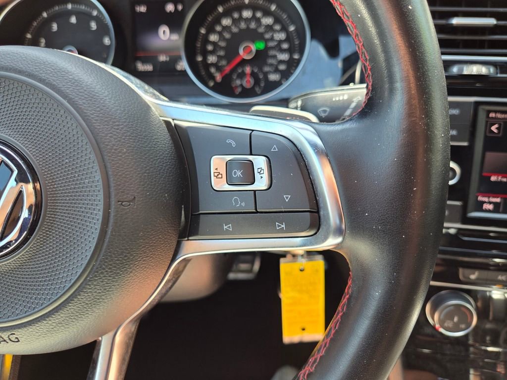 Used 2018 Volkswagen Golf 4-Door image 28