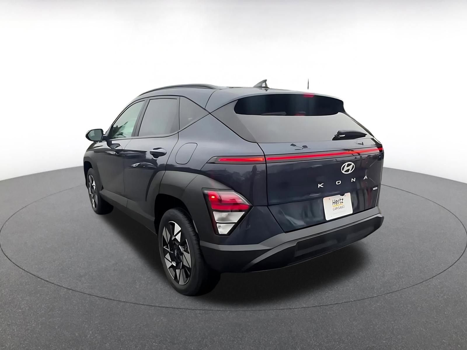 Used 2025 Hyundai Kona SEL image 11