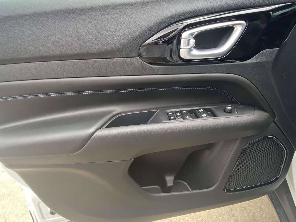 New 2026 Jeep Compass Latitude AWD/4WD image 41