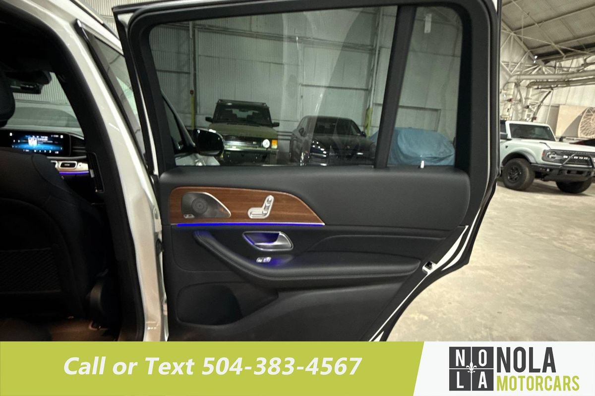 Used 2023 Mercedes-Benz GLS 450 4MATIC image 25
