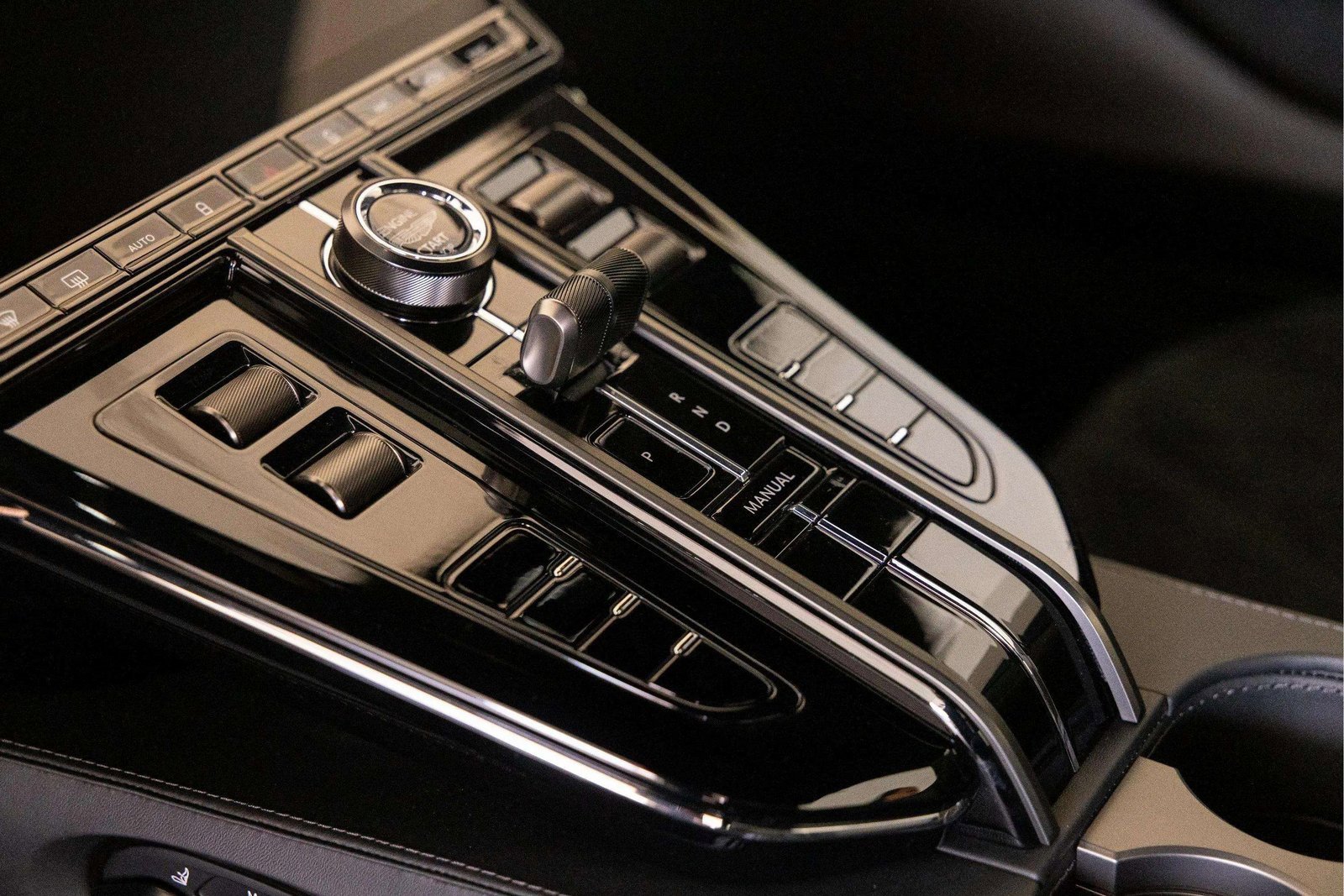 New 2026 Aston Martin V8 Vantage Coupe image 33