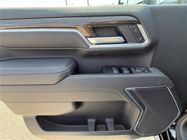 New 2026 GMC Sierra 2500 SLE w/ SLE Value Package; image 12