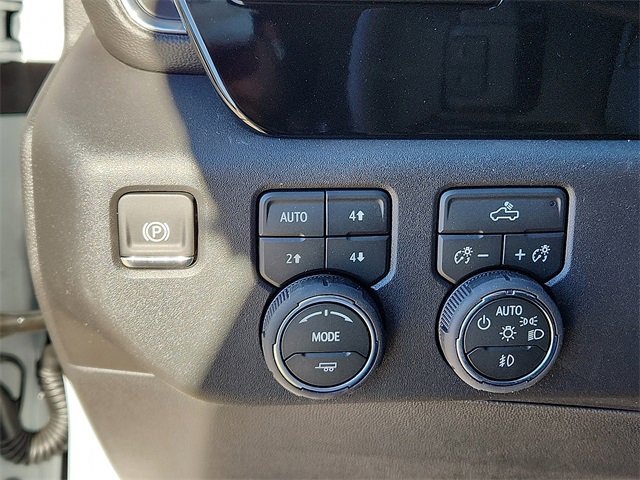 New 2026 Chevrolet Silverado 1500 LT Trail Boss w/ LPO, Dark Essentials Package image 17