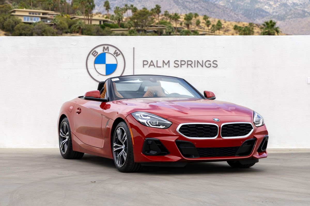 New 2026 BMW Z4 sDrive30i w/ Driving Assistance Package RWD image 2