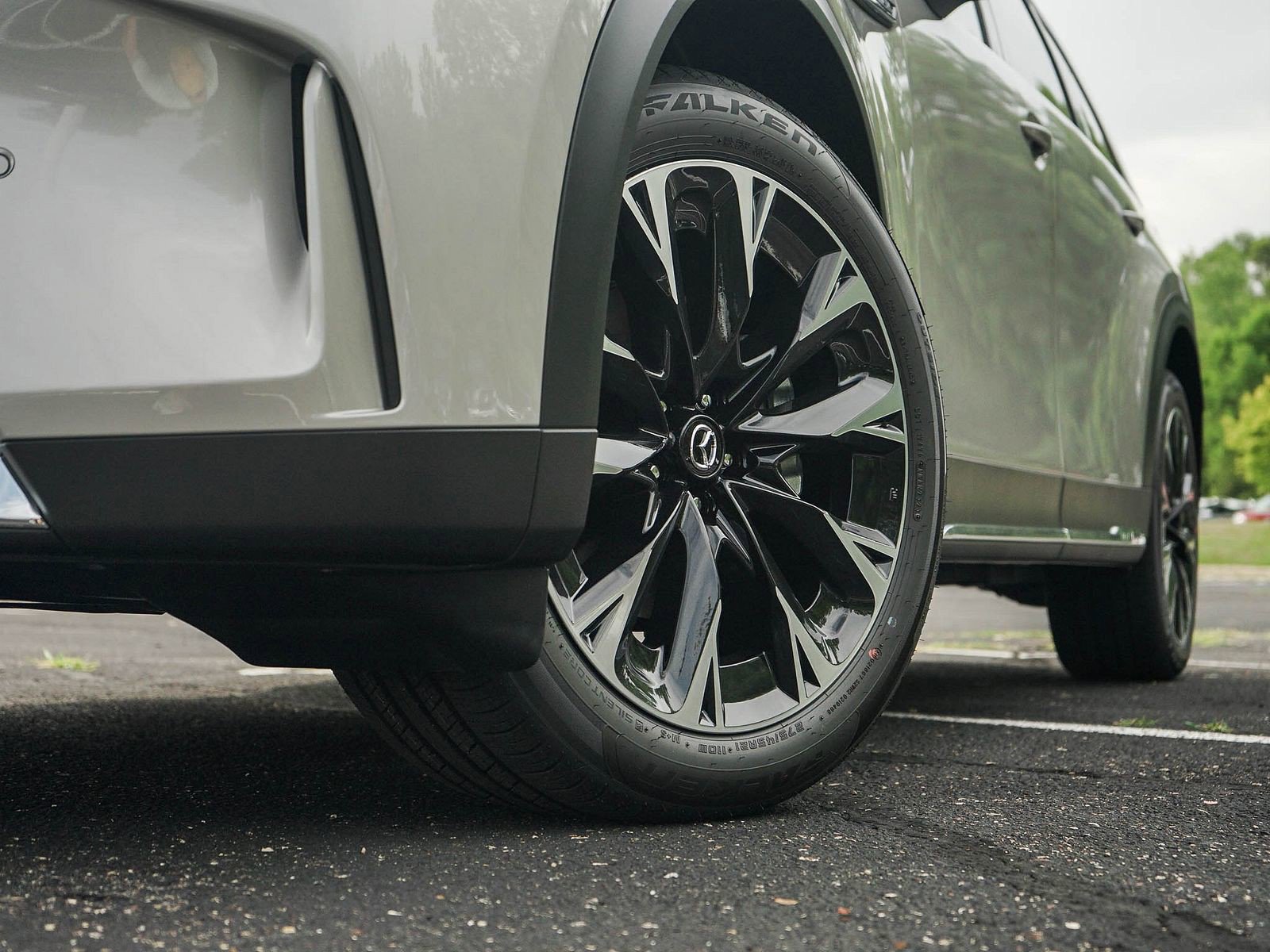 New 2025 MAZDA CX-90 Plug-In Hybrid w/ Premium Plus image 6