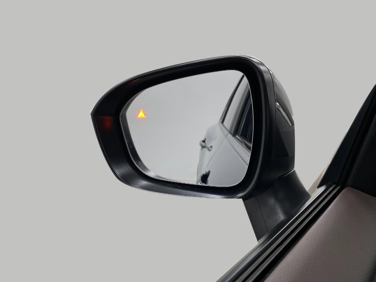 Used 2023 Nissan Rogue SV w/ SV Premium B Package image 21