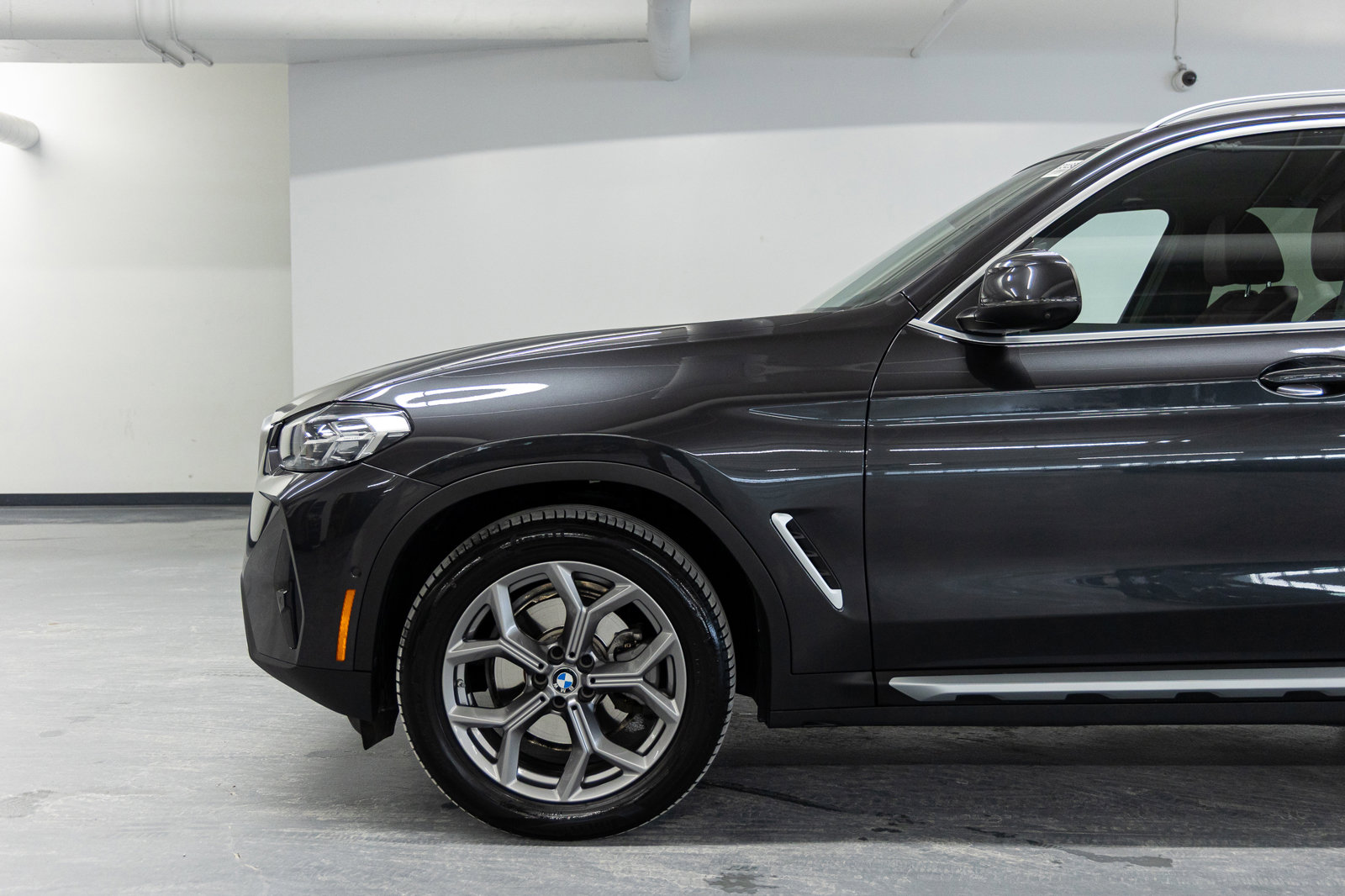 Used 2024 BMW X3 xDrive30i w/ Premium Package w/ZPA image 12