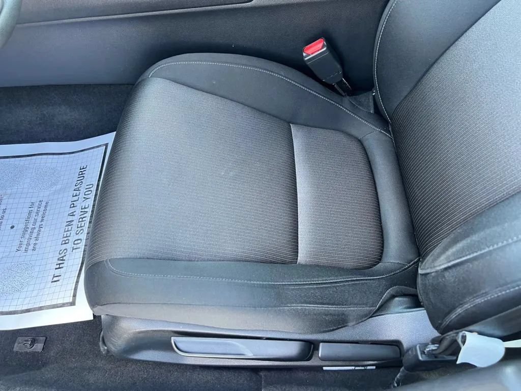 Used 2018 Honda Accord LX image 25