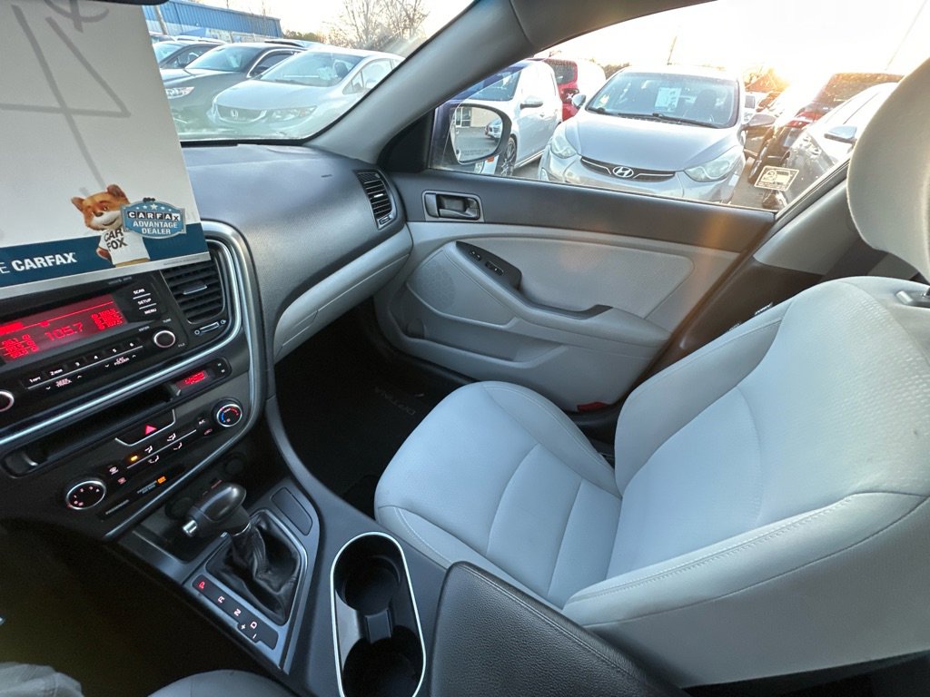 Used 2014 Kia Optima LX image 18