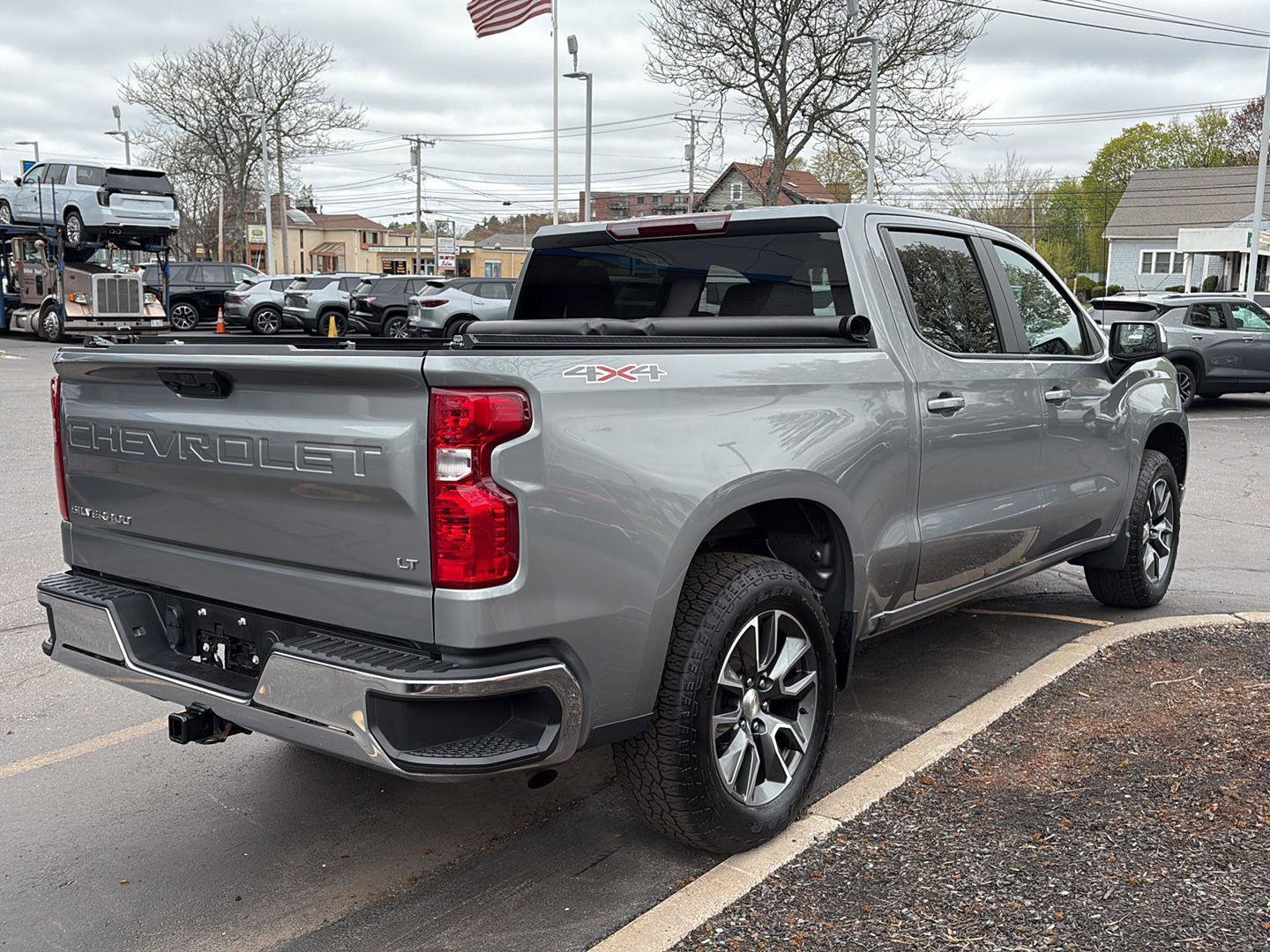 Certified 2023 Chevrolet Silverado 1500 LT AWD/4WD image 4