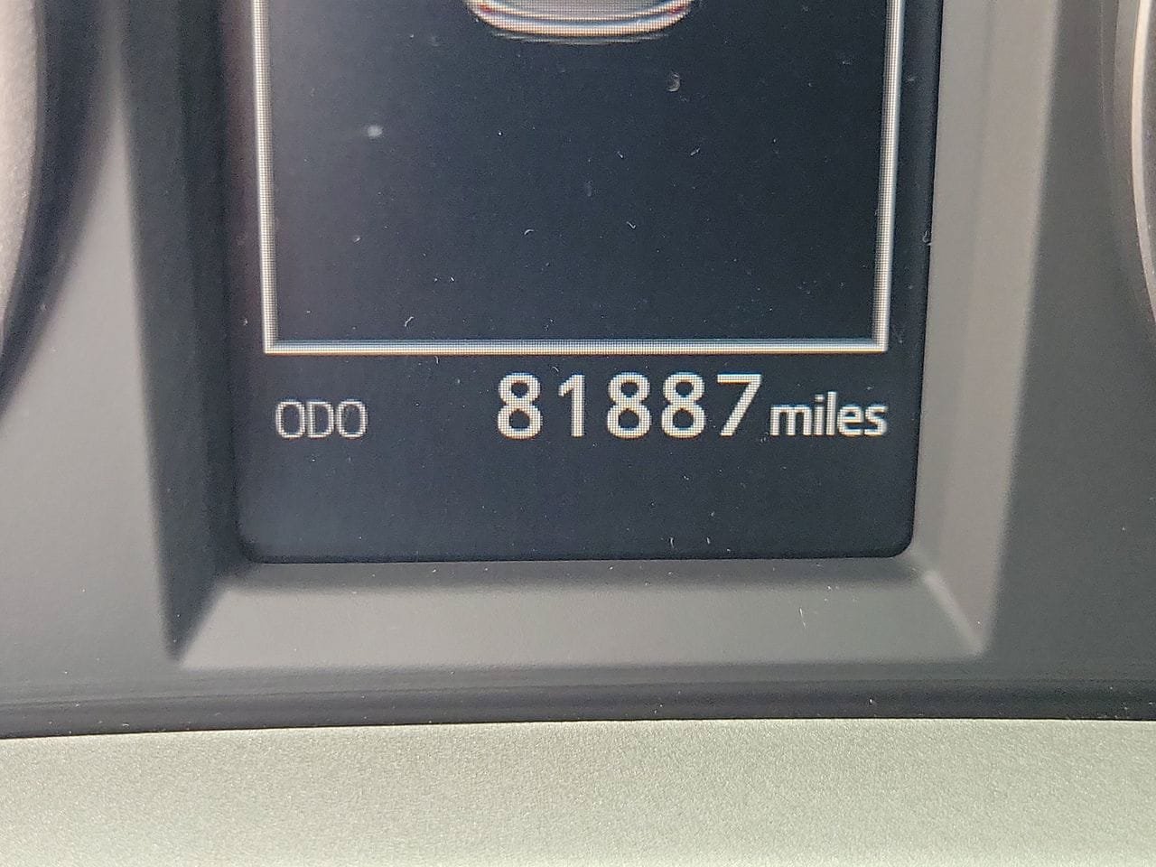 Used 2017 Toyota RAV4 LE FWD image 22