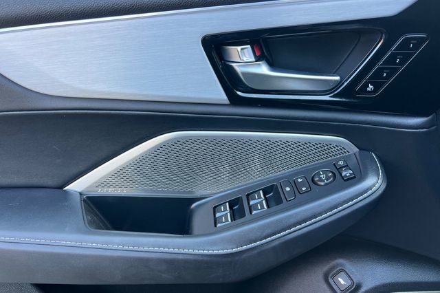 Used 2023 Acura MDX FWD w/ Technology Package image 11