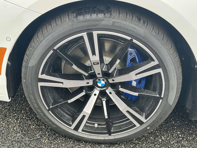 New 2026 BMW 550e xDrive w/ Executive Package AWD/4WD image 7