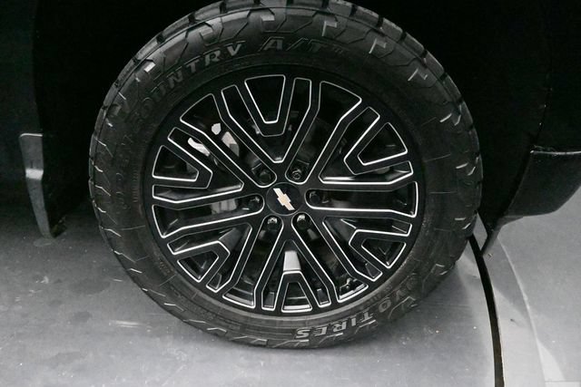 Used 2023 Chevrolet Silverado 1500 RST AWD/4WD image 29