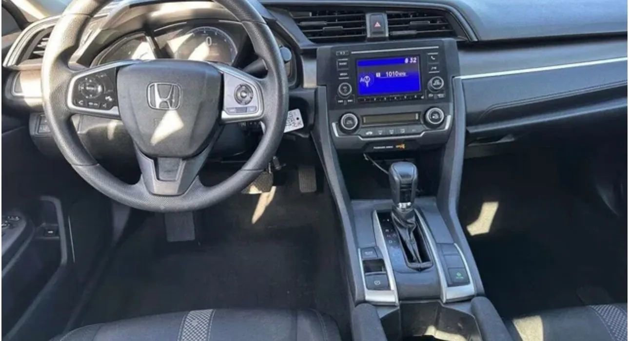 Used 2019 Honda Civic LX image 9