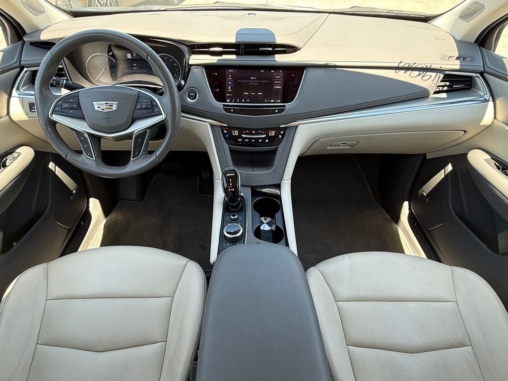Used 2023 Cadillac XT5 Premium Luxury FWD image 15