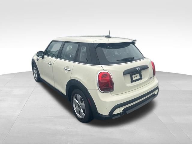 Used 2022 MINI Cooper 4-Door Hardtop FWD image 2