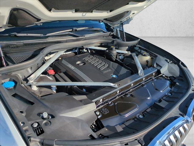 Used 2020 BMW X7 xDrive40i w/ Premium Package image 28