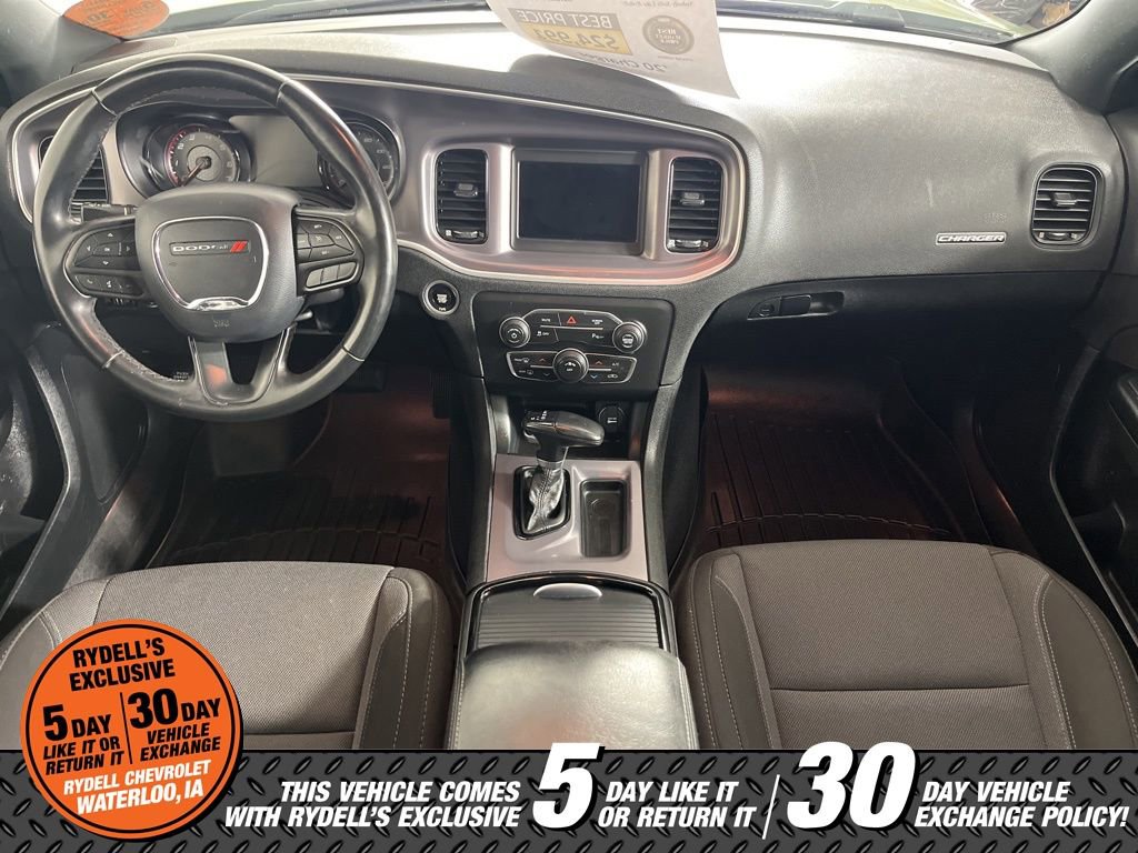 Used 2020 Dodge Charger SXT w/ Blacktop Package image 21