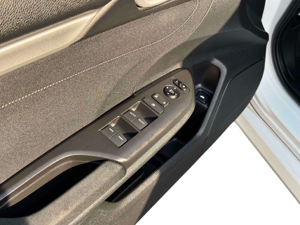Used 2018 Honda Civic EX-T image 18