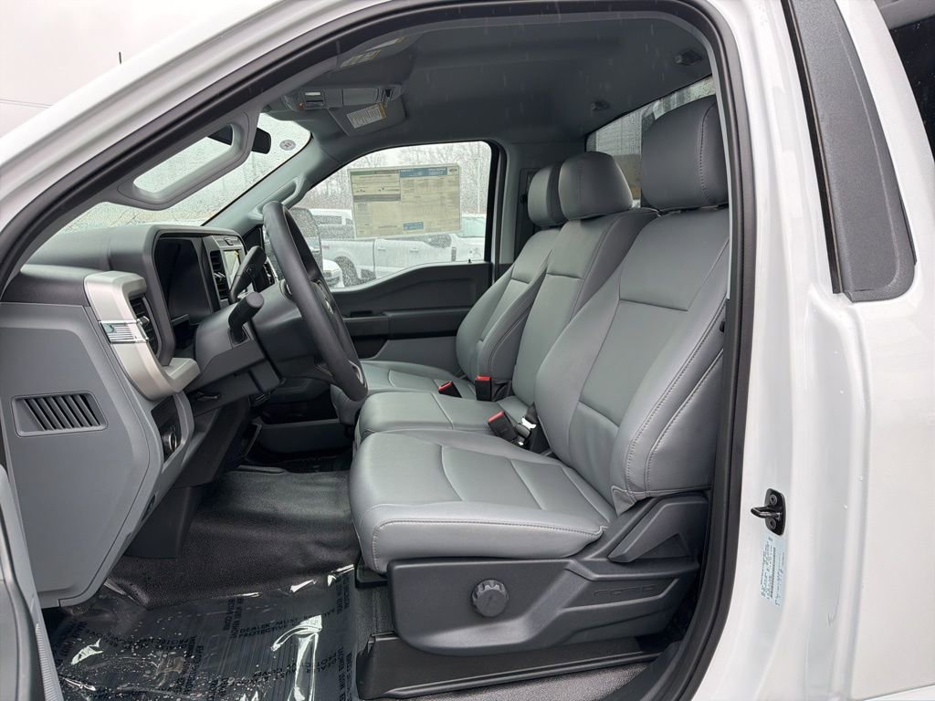 New 2026 Ford F350 XL w/ XL Chrome Package image 9